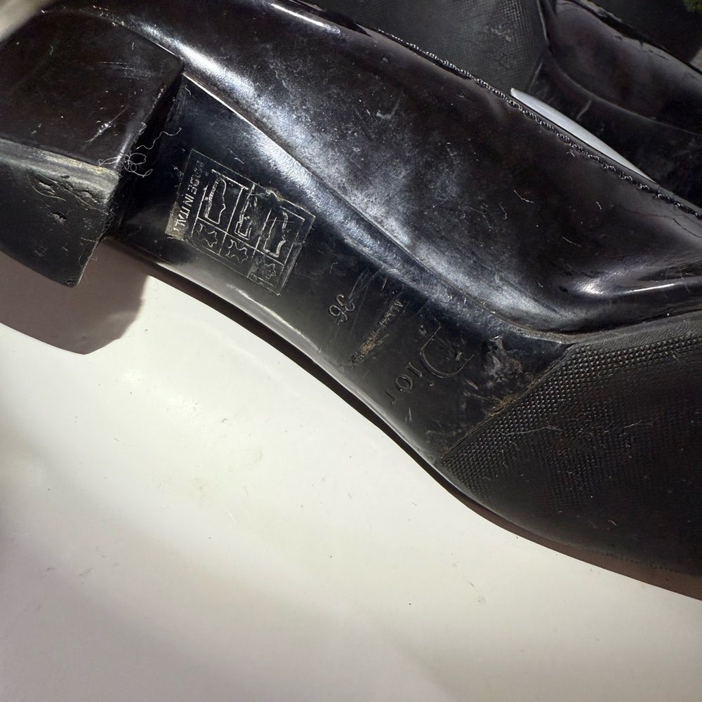 Dior Women's Black Loafers with Buckle - Picture 10 of 10